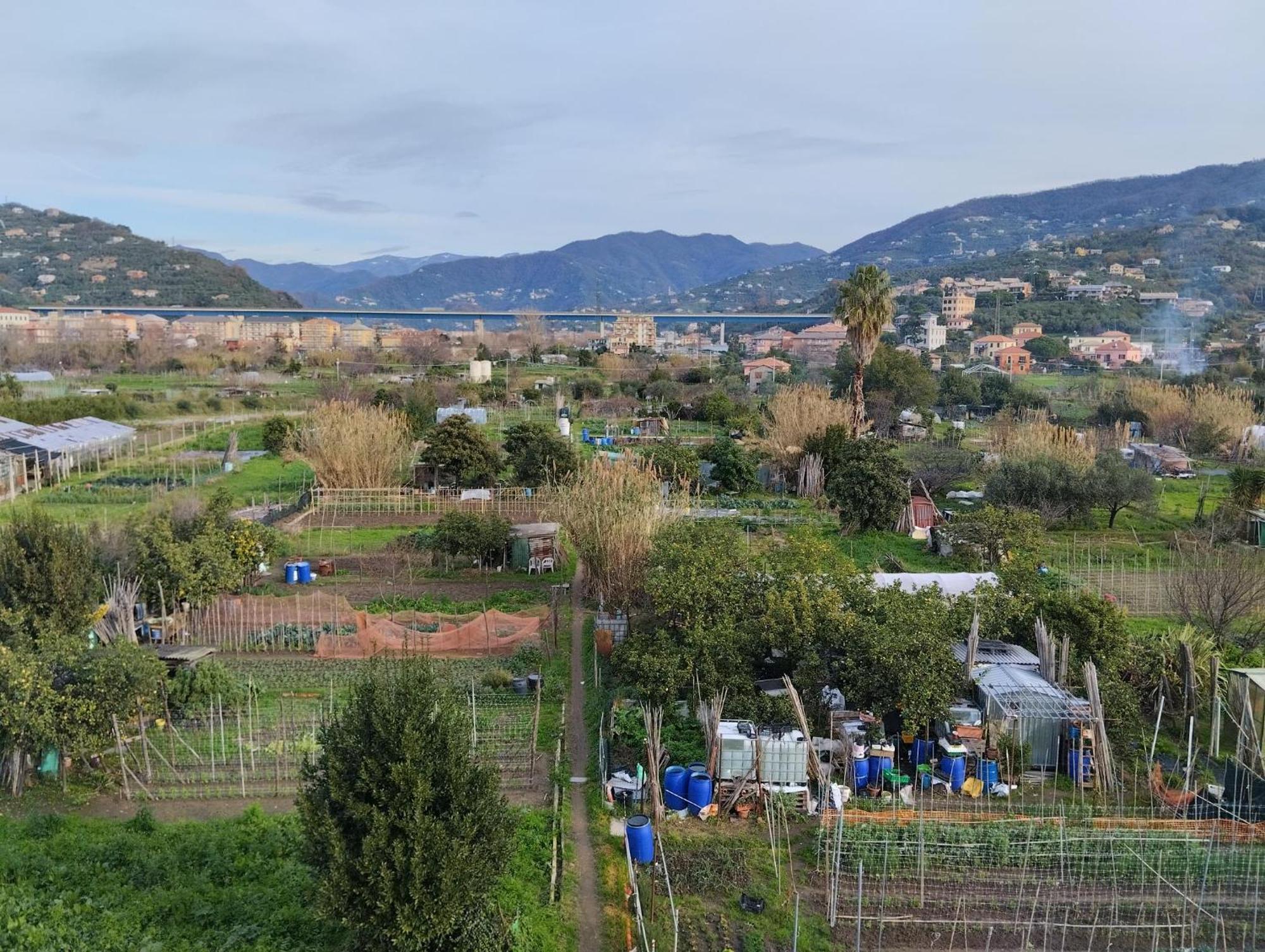 Appartamento Con Posto Auto Lavagna Luaran gambar