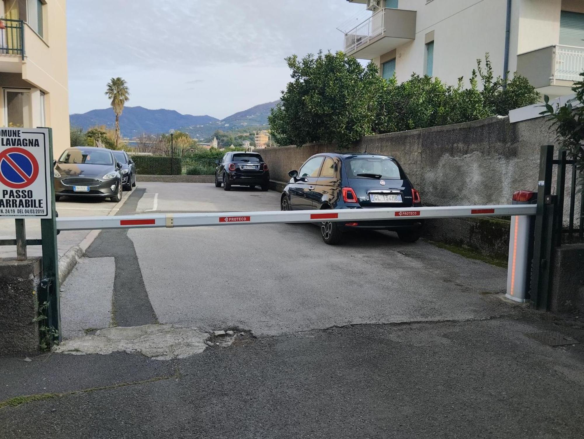 Appartamento Con Posto Auto Lavagna Luaran gambar