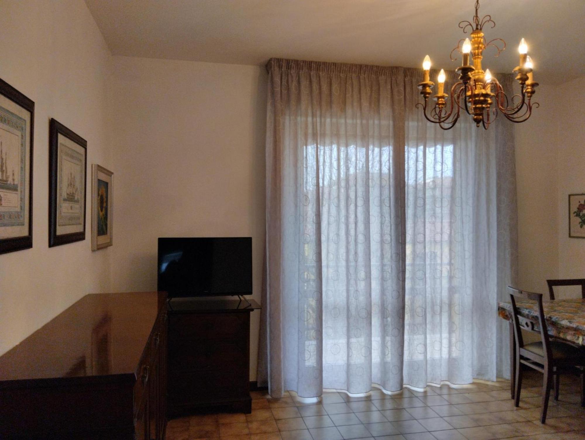 Appartamento Con Posto Auto Lavagna Luaran gambar